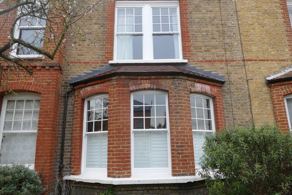 Sash window