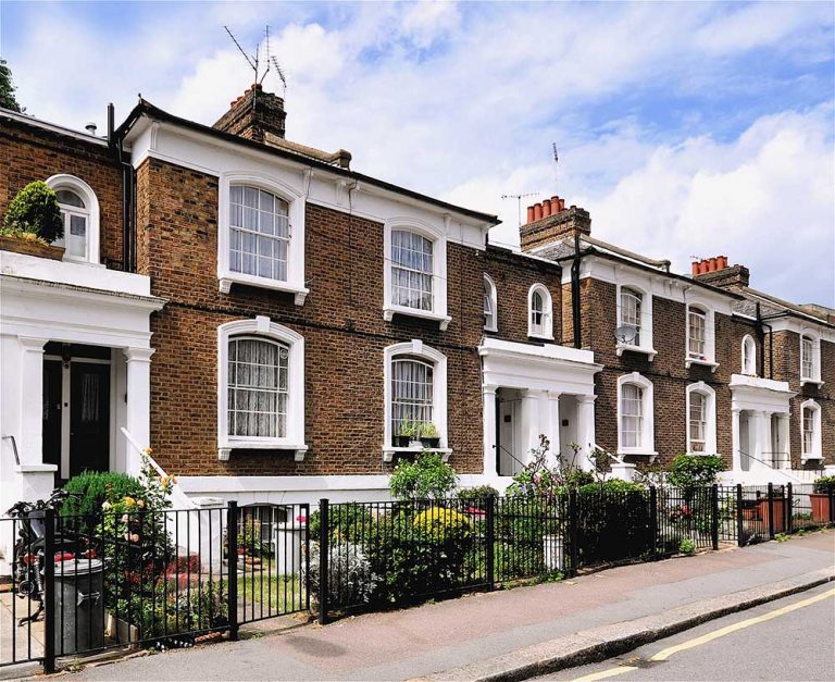 beautiful-house-sash-windows